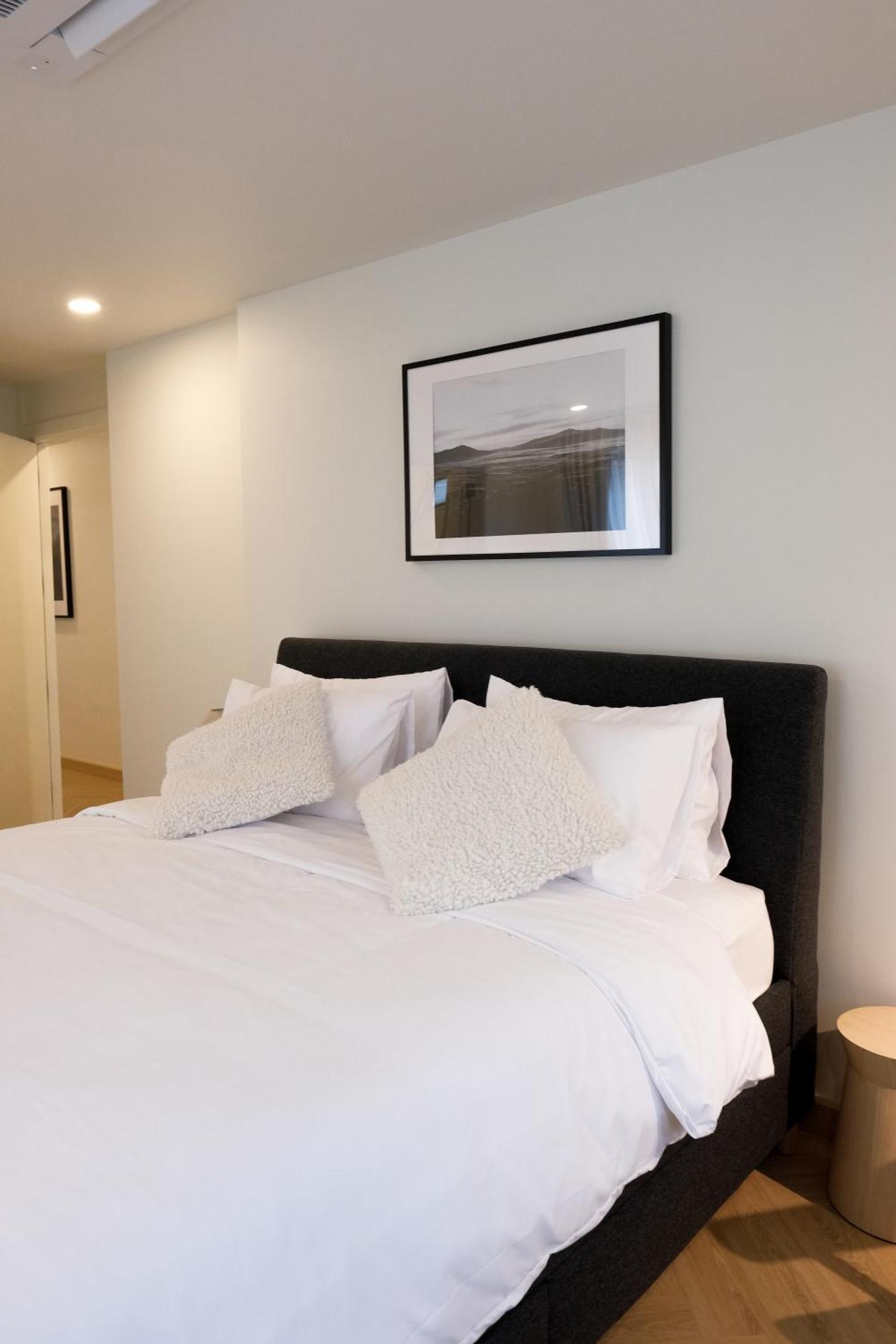 Upscale 3-bedroom 3-bathroom 1 Min To Bts Prompong * Banguecoque